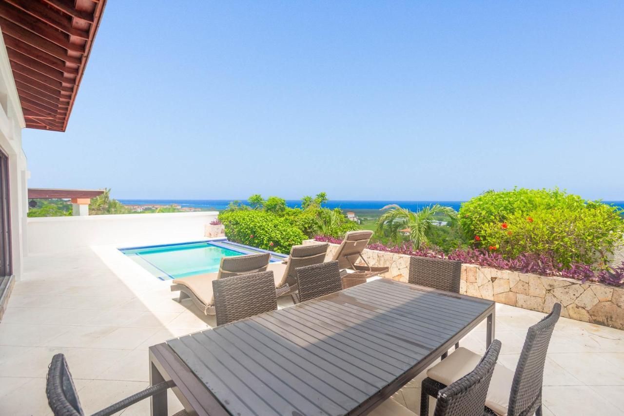Pristine Bay Villa 1304 With Large Pool - 3 Bedroom Condo French Harbour Dış mekan fotoğraf